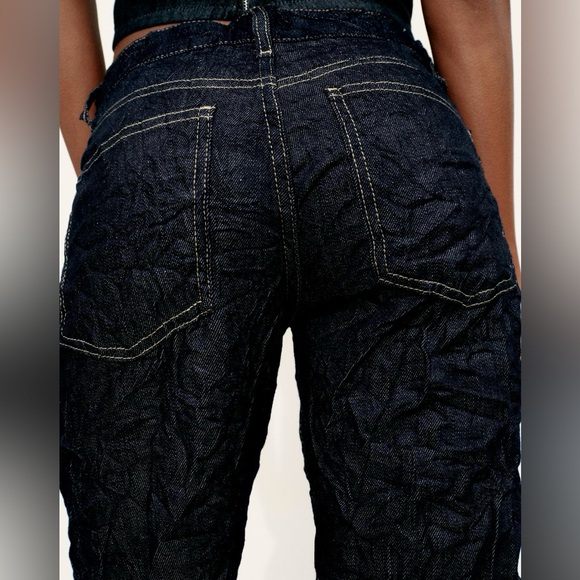 Zara NWT Mid Waist Wrinkle Effect Jeans - Picture 10 of 11